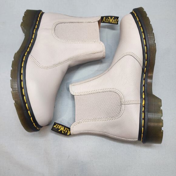 Dr. Martens Women's 2976 Virginia Leather Chelsea Boots Size 8 Ash Taupe - Picture 3 of 8